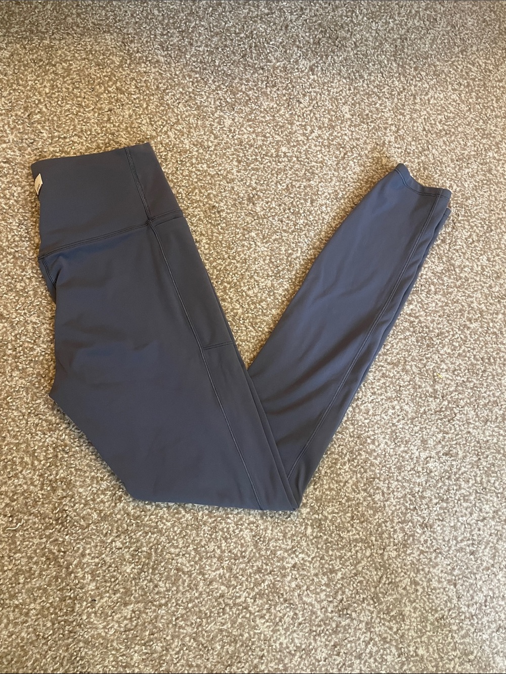 Vuori Studio Pocket Leggings - Picture 1 of 9